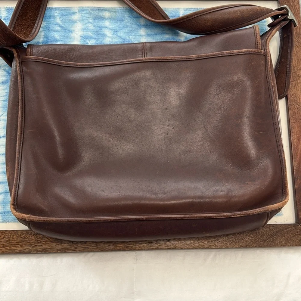 Coach Vintage 5206 Messenger Bag (Late 80s / Early 90s)
